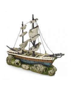 BARCO HUNDIDO CON VELAS